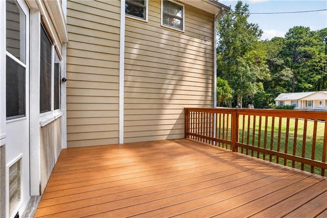 757 S Hileah Court, Lithonia, GA 30058