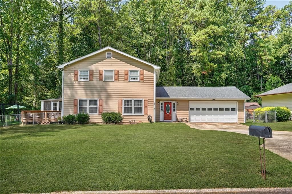 757 S Hileah Court, Lithonia, GA 30058
