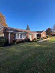 1100 Elm Street, Danville, KY 40422