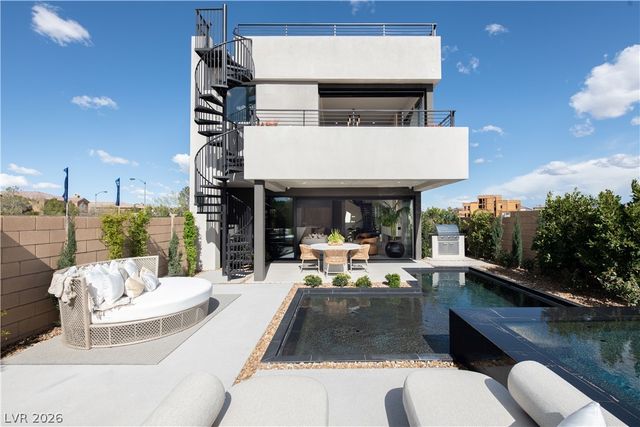 3956 Heron Fairway Drive, Las Vegas, NV 89141