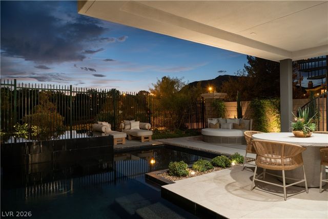 3956 Heron Fairway Drive, Las Vegas, NV 89141
