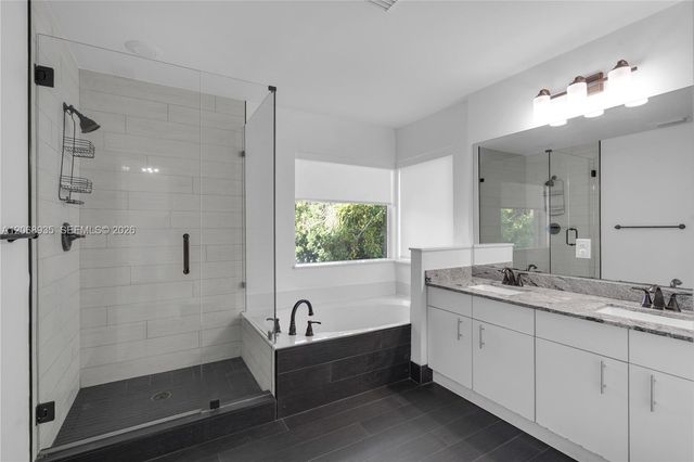 1413 SW 158th Avenue, Pembroke Pines, FL 33027