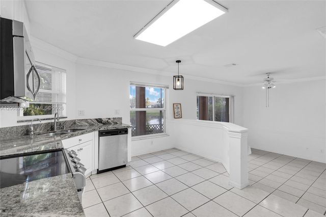 1413 SW 158th Avenue, Pembroke Pines, FL 33027