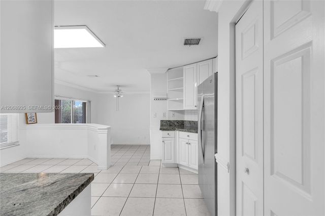 1413 SW 158th Avenue, Pembroke Pines, FL 33027