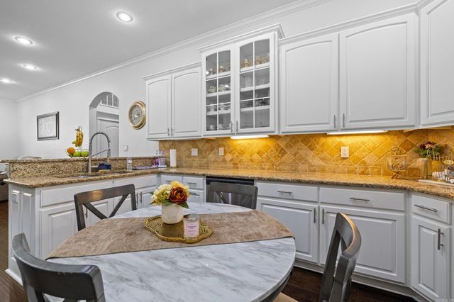 101 Blackburn Drive, Little Rock, AR 72211