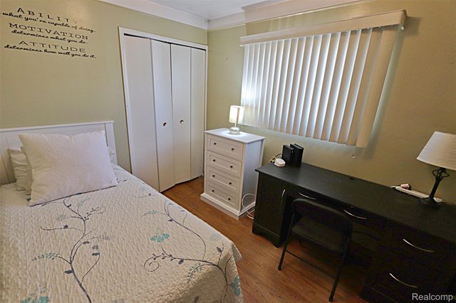 14182 Blue Skies Street, Livonia, MI 48154