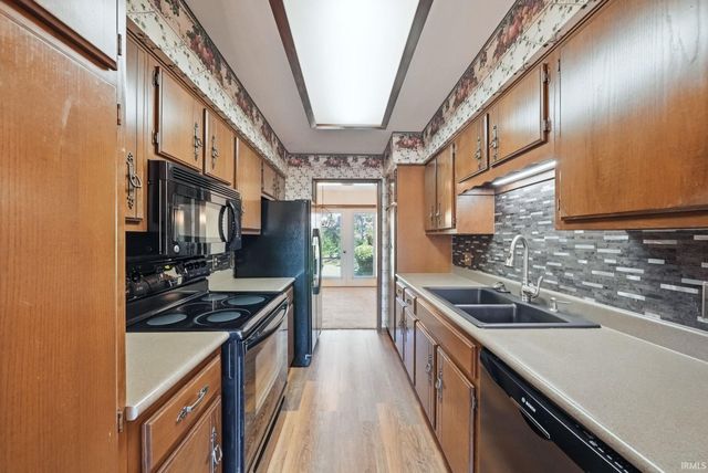 6669 Quail Ridge Lane, Fort Wayne, IN 46804