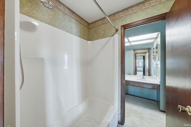 6669 Quail Ridge Lane, Fort Wayne, IN 46804