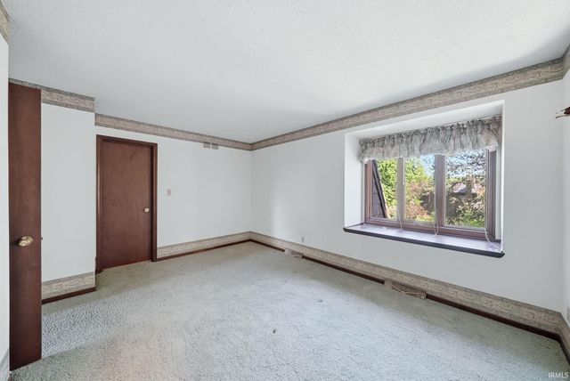 6669 Quail Ridge Lane, Fort Wayne, IN 46804