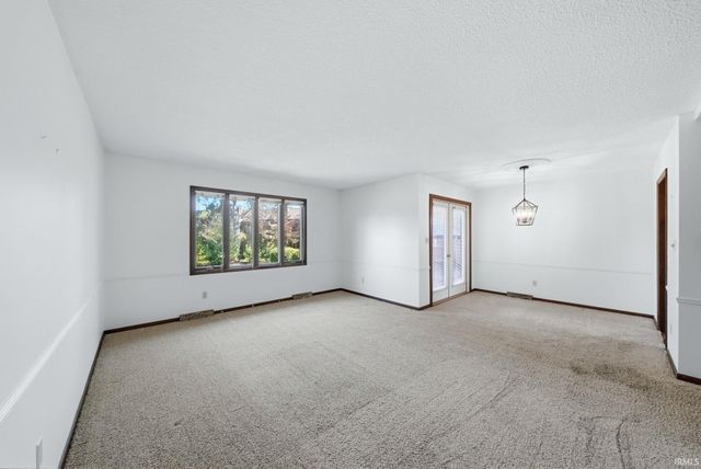 6669 Quail Ridge Lane, Fort Wayne, IN 46804