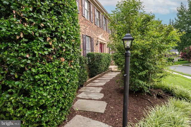 1425 CELLAR CREEK WAY, Herndon, VA 20170