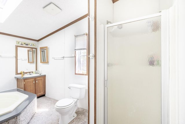 750 Price Ln, Pamplin, VA 23958