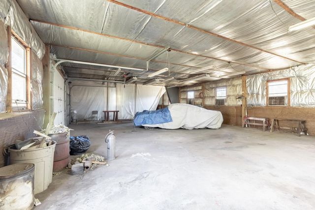 750 Price Ln, Pamplin, VA 23958