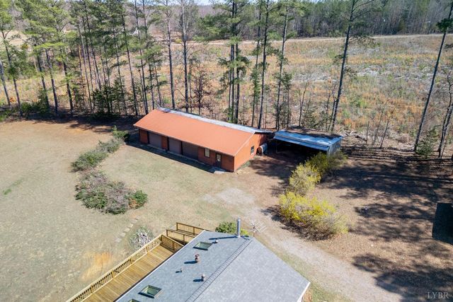 750 Price Ln, Pamplin, VA 23958