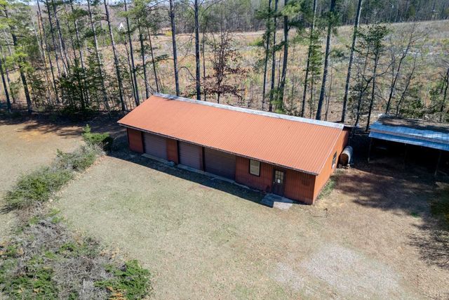 750 Price Ln, Pamplin, VA 23958