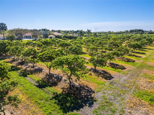 14950 SW 179th Ave, Miami, FL 33196