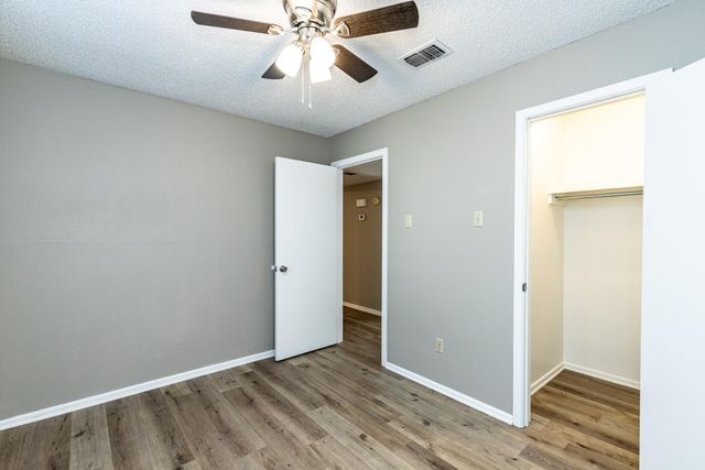 7406 Waco Avenue, D, Lubbock, TX 79423