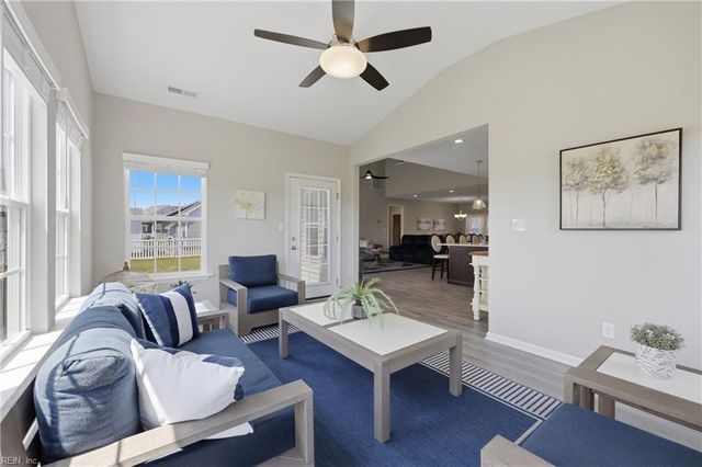 142 Gander DR, Moyock, NC 27958