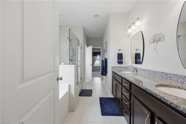 142 Gander DR, Moyock, NC 27958