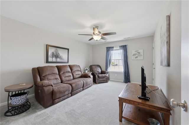 142 Gander DR, Moyock, NC 27958