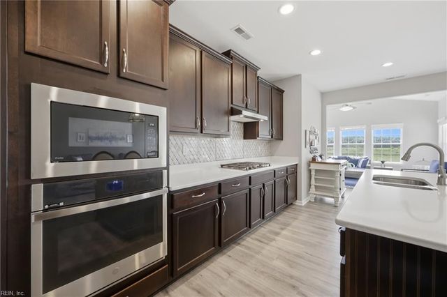142 Gander DR, Moyock, NC 27958