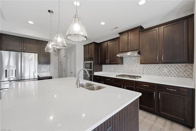 142 Gander DR, Moyock, NC 27958