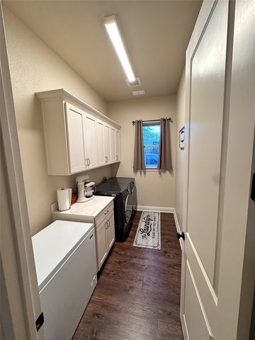 2454 Creekwood Drive, Cedar Hill, TX 75104