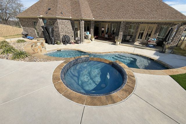 2454 Creekwood Drive, Cedar Hill, TX 75104