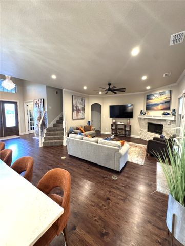 2454 Creekwood Drive, Cedar Hill, TX 75104