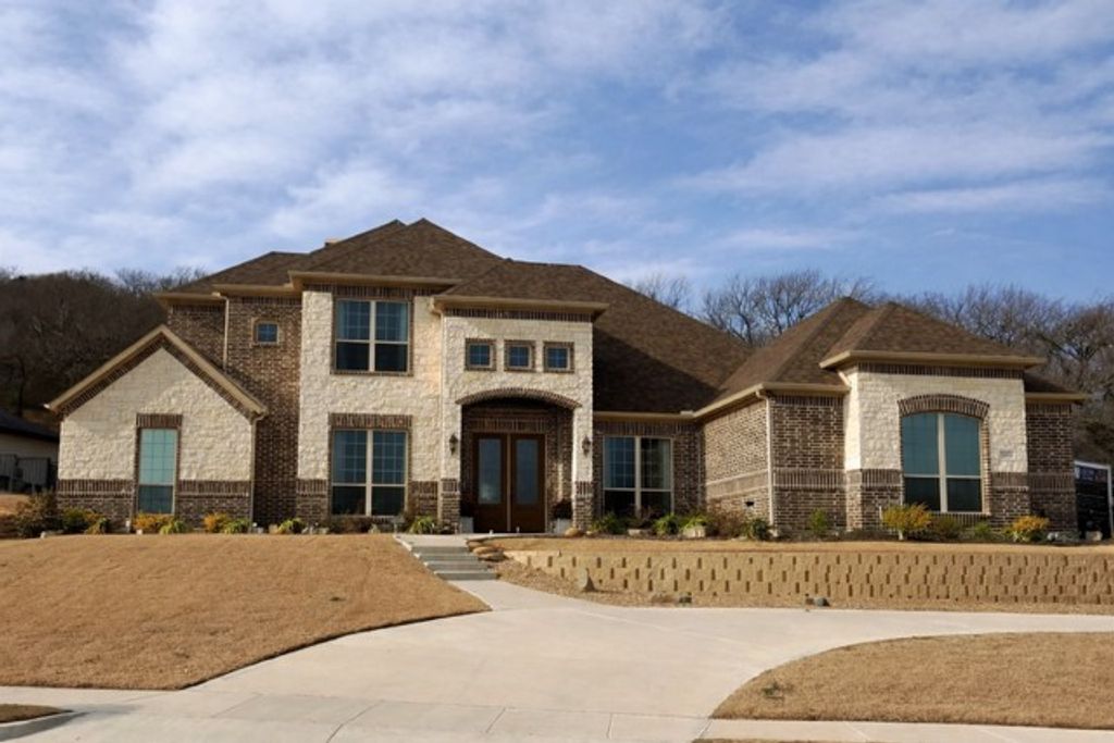 2454 Creekwood Drive, Cedar Hill, TX 75104