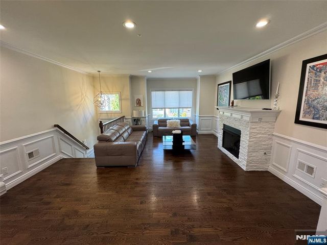 251 Marion Avenue, Cliffside Park, NJ 07010