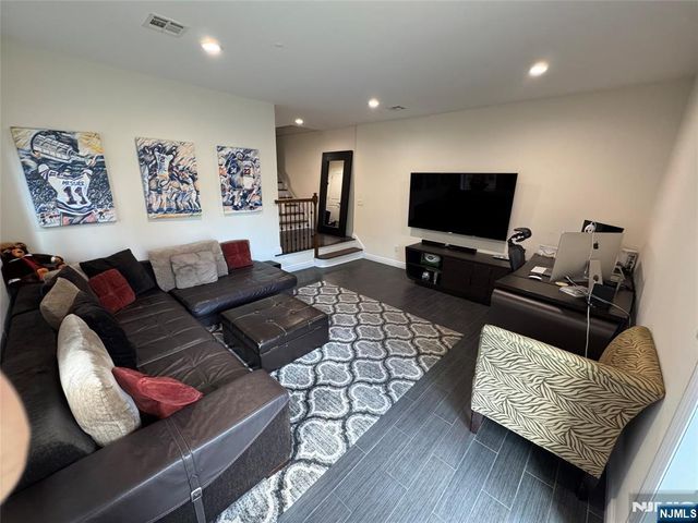 251 Marion Avenue, Cliffside Park, NJ 07010