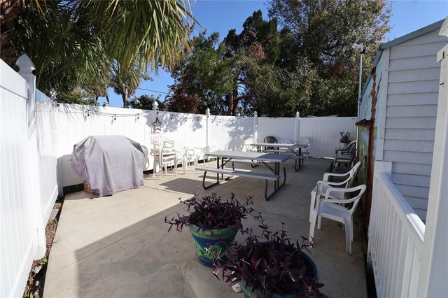 1841 FLAMINGO BOULEVARD O37, Bradenton, FL 34207