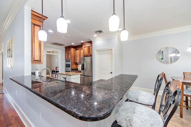 462 Meadow View Court, Thibodaux, LA 70301