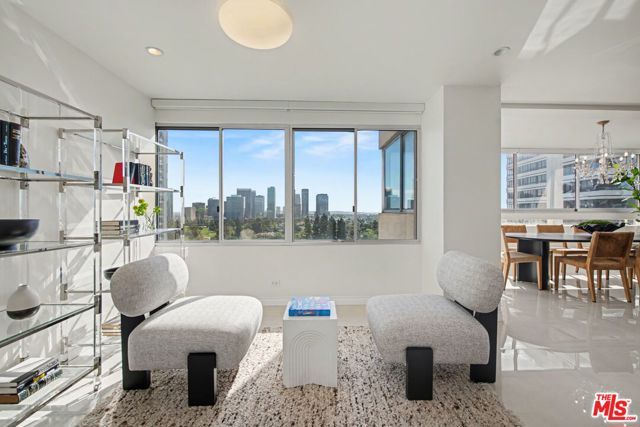 865 Comstock Avenue 10D, Los Angeles, CA 90024