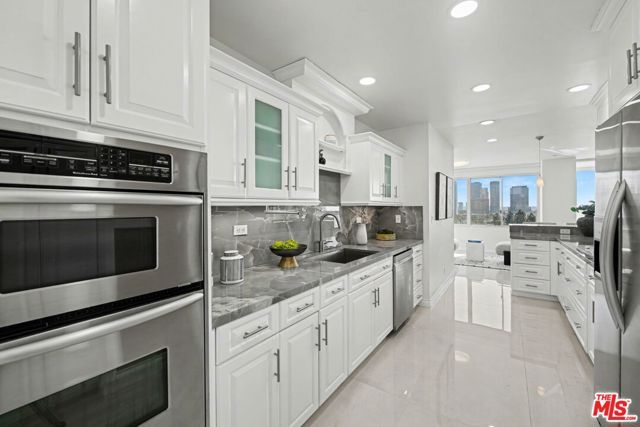 865 Comstock Avenue 10D, Los Angeles, CA 90024