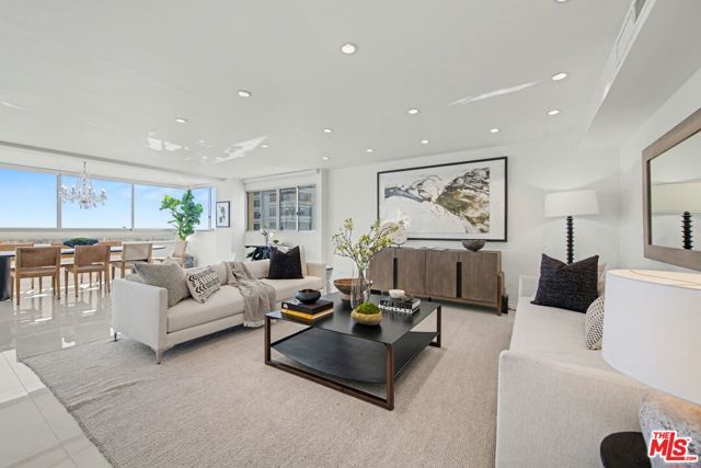 865 Comstock Avenue 10D, Los Angeles, CA 90024