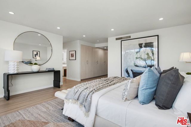 865 Comstock Avenue 10D, Los Angeles, CA 90024