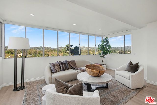 865 Comstock Avenue 10D, Los Angeles, CA 90024