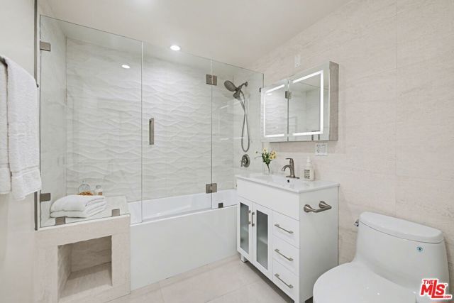 865 Comstock Avenue 10D, Los Angeles, CA 90024