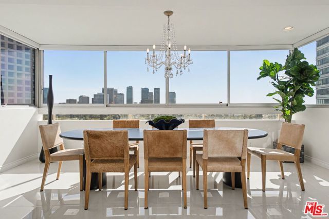 865 Comstock Avenue 10D, Los Angeles, CA 90024