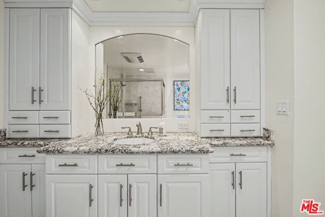 865 Comstock Avenue 10D, Los Angeles, CA 90024