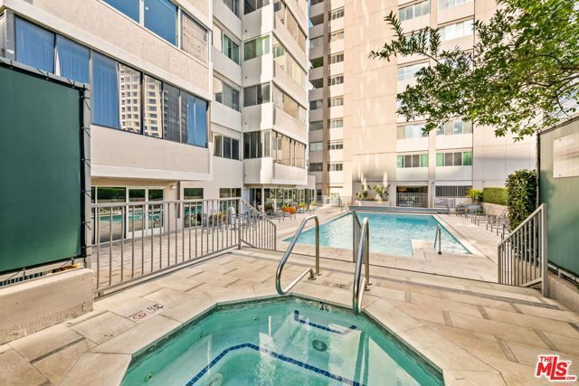 865 Comstock Avenue 10D, Los Angeles, CA 90024