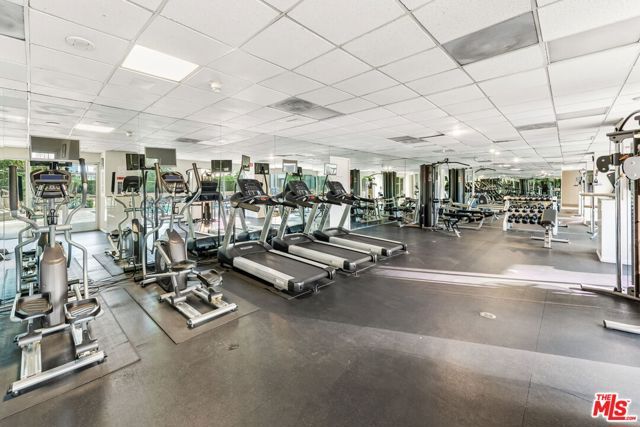 865 Comstock Avenue 10D, Los Angeles, CA 90024