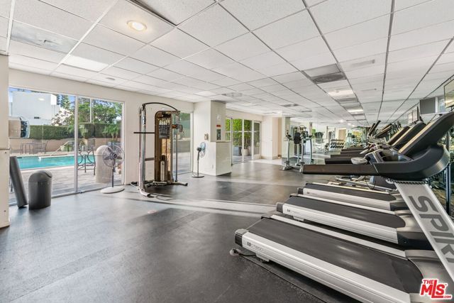 865 Comstock Avenue 10D, Los Angeles, CA 90024