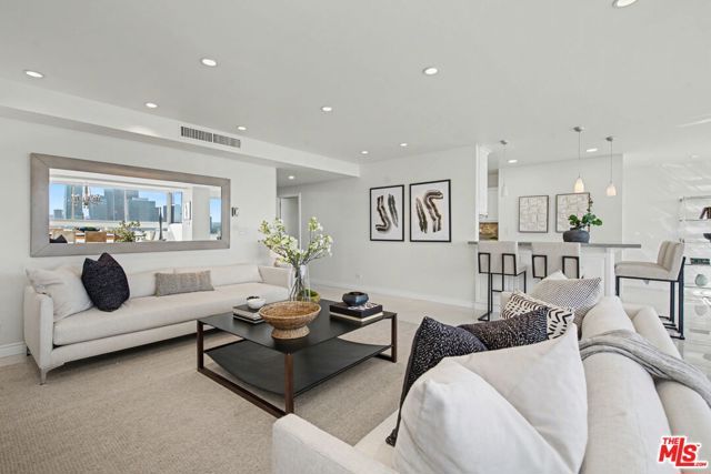 865 Comstock Avenue 10D, Los Angeles, CA 90024