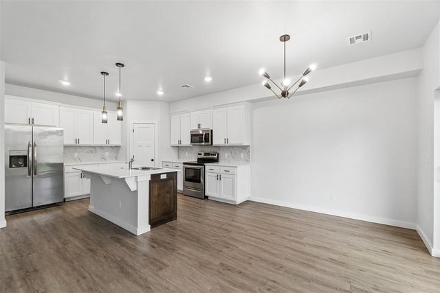 1033 Carpe Diem Court, Edmond, OK 73003