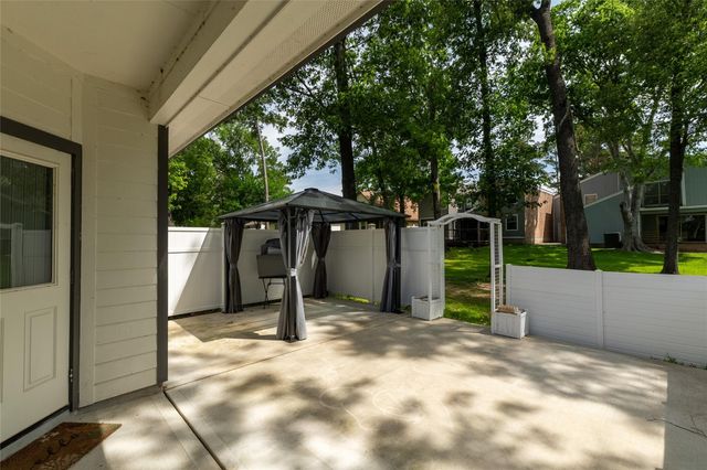 14802 Libra Court, Willis, TX 77318