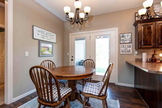 671 Boardwalk, Seymour, MO 65746