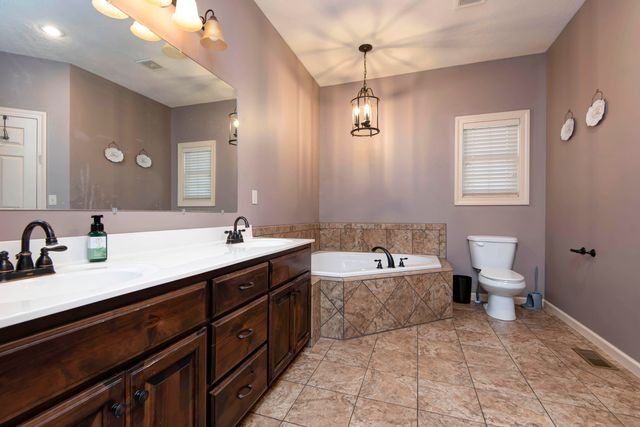 671 Boardwalk, Seymour, MO 65746